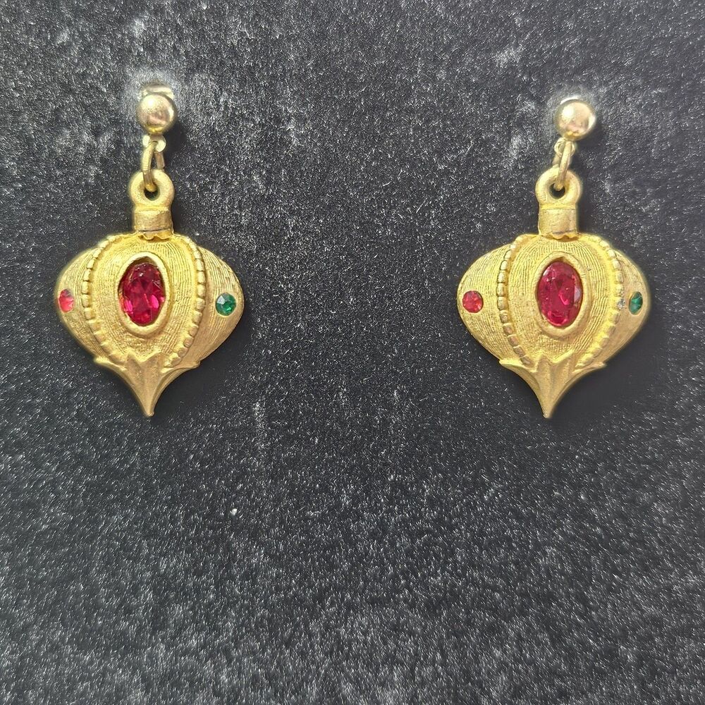 Holiday Vintage Drop Dangle Earrings by Dale Gold Plate Emerald Ruby Rhinestones